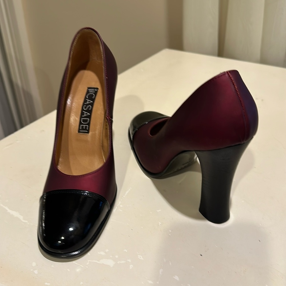 Casadei womens burgundy heels, Size 36 U